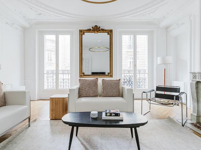 Charming Parisian 2 Bedroom Oasis Awaits You!, Paris Amsterdam Apartments for Rent