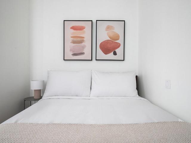 Charming Parisian One Bedroom Retreat, Paris Amsterdam Apartments for Rent