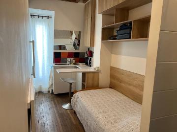 Charming Parisian studio Eiffel Tower view and Panthéon, Paris Amsterdam Apartments for Rent