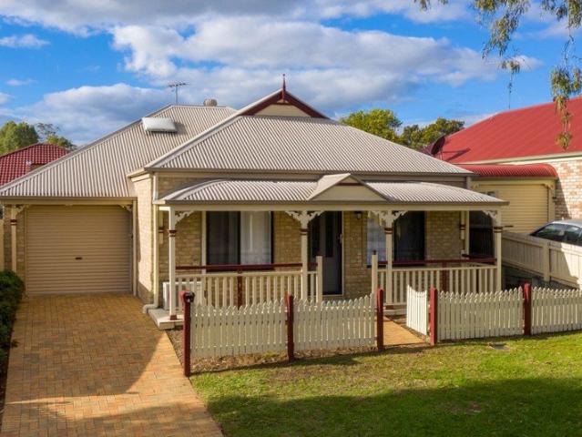 Charming Peaceful Low Maintenance Living