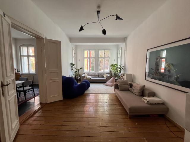Charming period apartment in Prenzlauerberg on the border with Mitte, Berlin Amsterdam Apartments for Rent