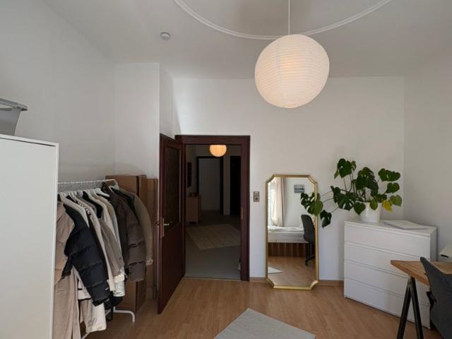 Charming period apartment in Stuttgart South for sublease Aug. Dec./Jan., Stuttgart Amsterdam Apartments for Rent