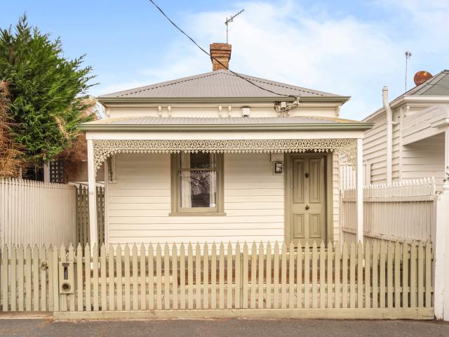 Charming Period Terrace in the Heart of Hawksburn Village
