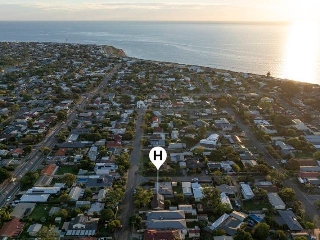 Charming Port Willunga Sanctuary With Lush Gardens