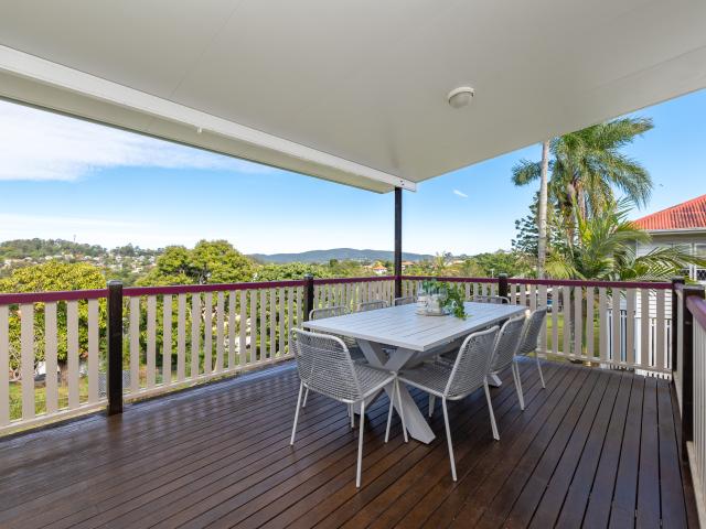 Charming Post War With Expansive Panoramic Views