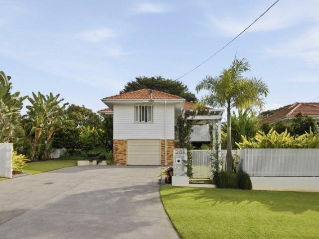 Charming Post War Gem in Tightly Held Cul De Sac