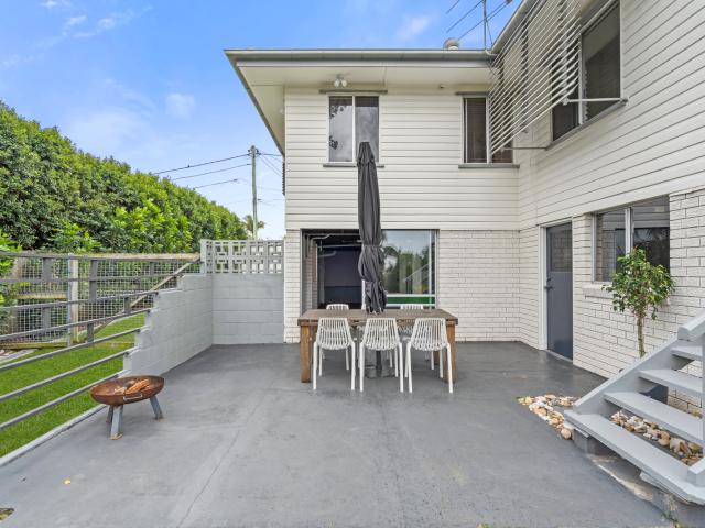 Charming Post War Home on Generous 607m² Block with Side Access on Both Sides