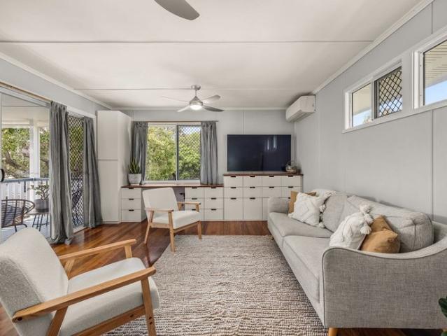 Charming Post War Home Opposite Park