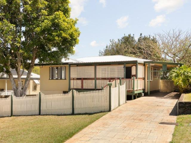 Charming Post War home with Outstanding Potential in a Quiet Pocket
