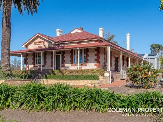 Charming Property with Gorgeous Views