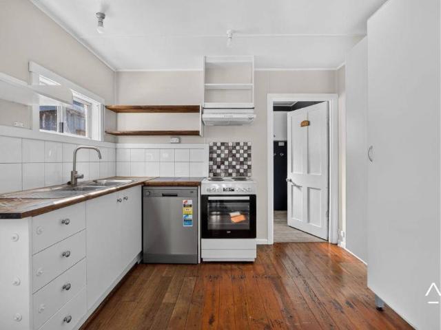 Charming Property in Invermay Ideal for a Quiet Retreat!