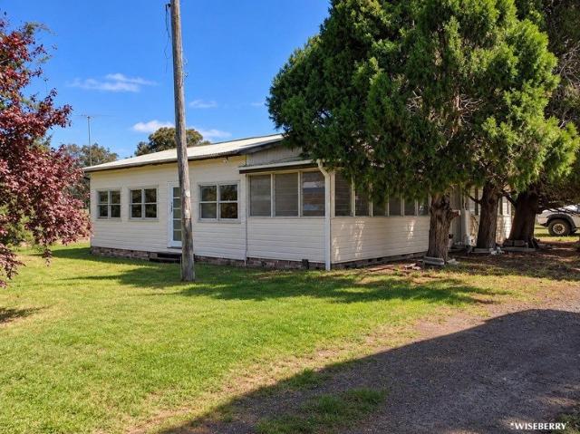 Charming Property on Approx. 5 Acres
