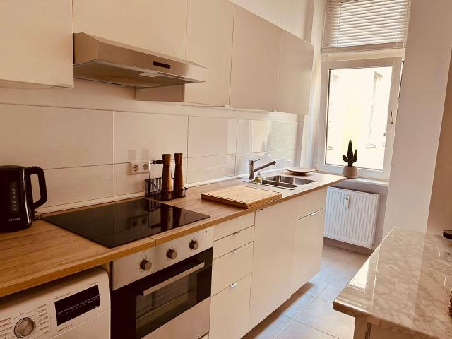 Charming, pretty Flat Wilmersdorf, Berlin Amsterdam Apartments for Rent