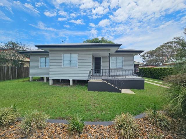 Charming Queenslander Home with 4 Bedrooms