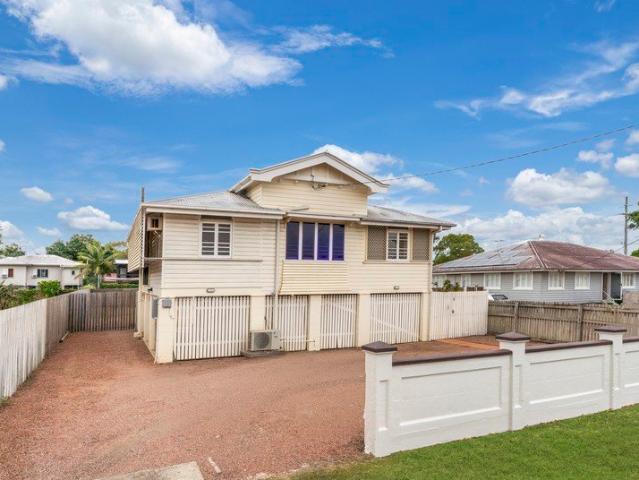 Charming Queenslander in the Heart of Hyde Park