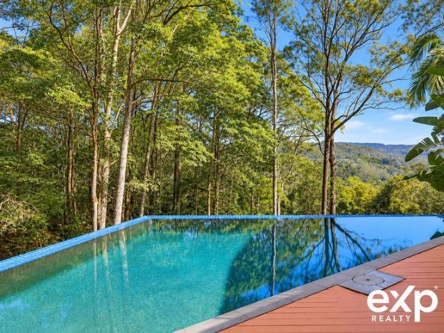 Charming Queenslander on 4.66 Hectares of Private Forest