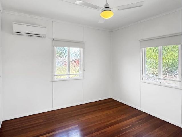 Charming Queenslander Style Home with Large Yard
