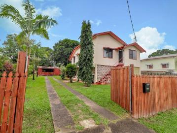 Charming Queenslander Style Home on 1,012sqm!