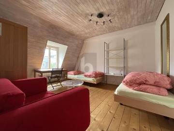HIGH QUALITY WITH BALCONY AND SWEDISH STOVE!