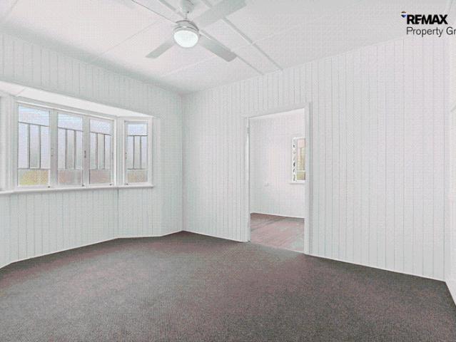 Charming Renovated 3 Bedroom Queenslander!