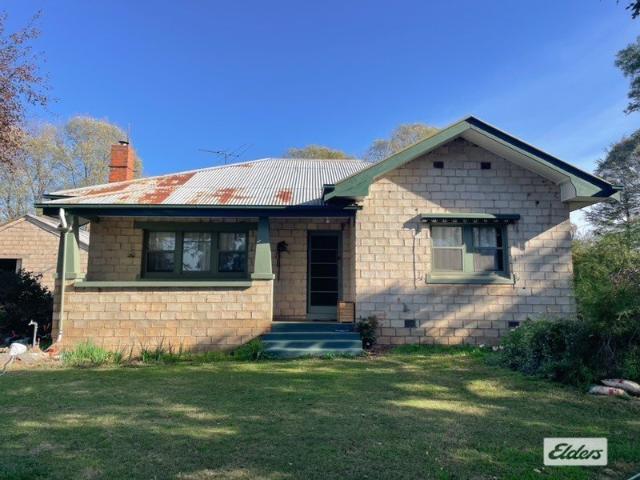 Charming Renovated 3 Bedroom Rural Cottage on Spacious Acreage