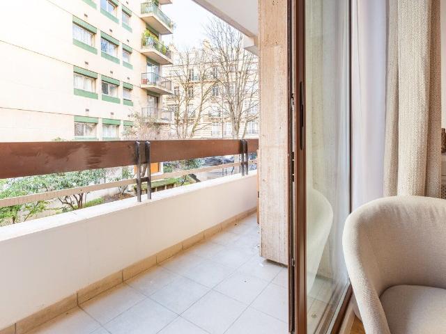 Charming Renovated 1BR with Parking in Passy, Paris Amsterdam Apartments for Rent