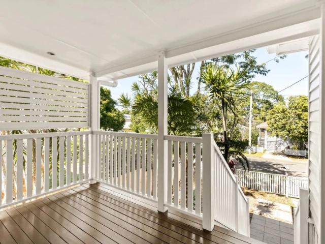 Charming Renovated Cottage with Covered Entertaining Deck