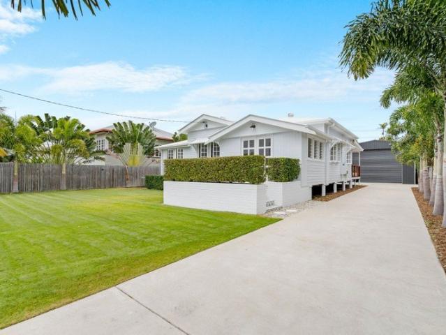 Charming Renovated Cottage with Pool & Huge Modern Shed