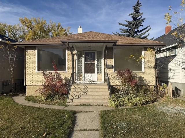 Charming Renovated Character Bungalow in Hillhurst — 4 Bedrooms House