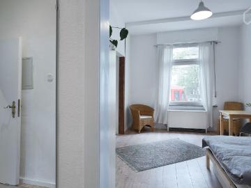 Charming renovated apartment in Cologne Sülz, Koln Amsterdam Apartments for Rent