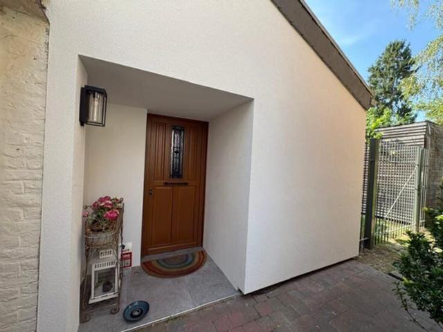 Charming Renovated fully furnished Home with Garden