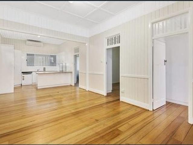 Charming, Renovated Home in Sought After Mount Lofty!