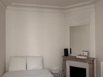 Charming renovated studio near Montmartre