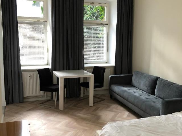 Charming renovated studio apartment in Helmholtzplatz, Berlin Amsterdam Apartments for Rent
