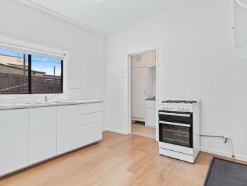 Charming Recently Renovated House in the Heart of Carrington