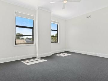 Charming Recently Renovated House in the Heart of Carrington