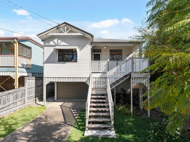 Charming Replica in Popular Morningside Location!