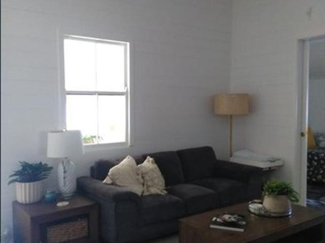 Charming Restored 1916 Country Cottage – Tranquil Hinterland Living