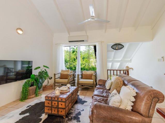 Charming Residential Tropical Retreat The Perfect Home or Holiday Escape