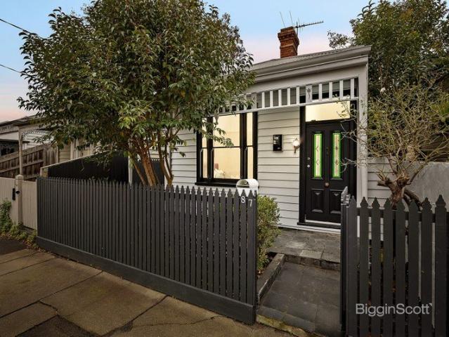 CHARMING RICHMOND LIVING IN A PRIME INNER CITY POCKET