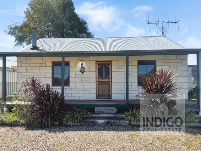 Charming 'Rosemary' Cottage
