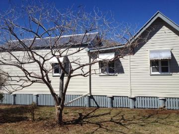 Cute 3 Bedroom Cottage