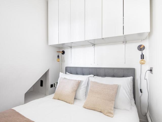 Charming Saint Germain 1BR Apartment in Paris!, Paris Amsterdam Apartments for Rent