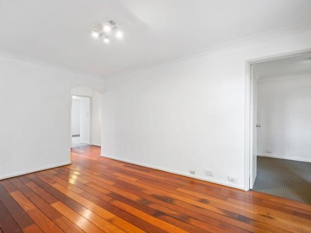 Charming, secure & perfectly located