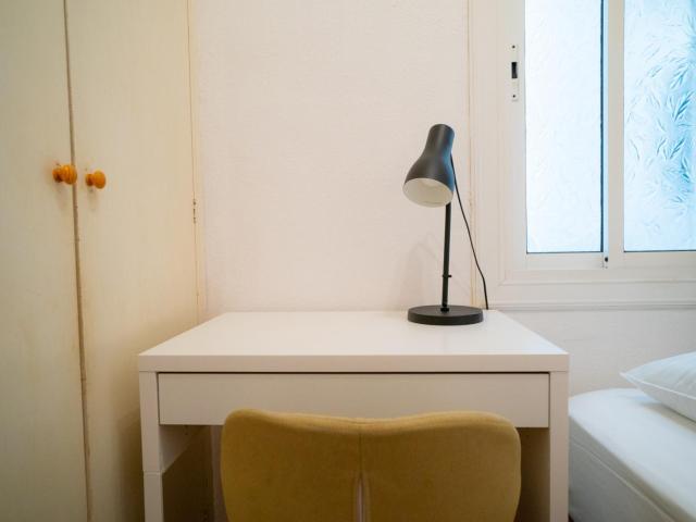 Charming single bedroom adjacent to Camp Now