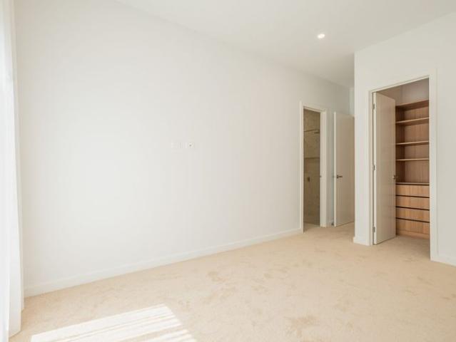 Charming, Single Level Family Home in a Premium Pocket of Oak Park