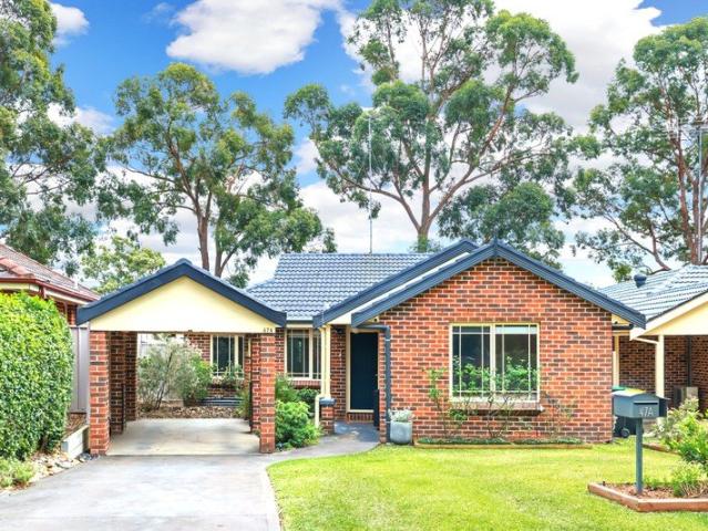 Charming Single Level Living!
