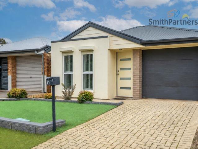 Charming Smithfield Home Awaits You!