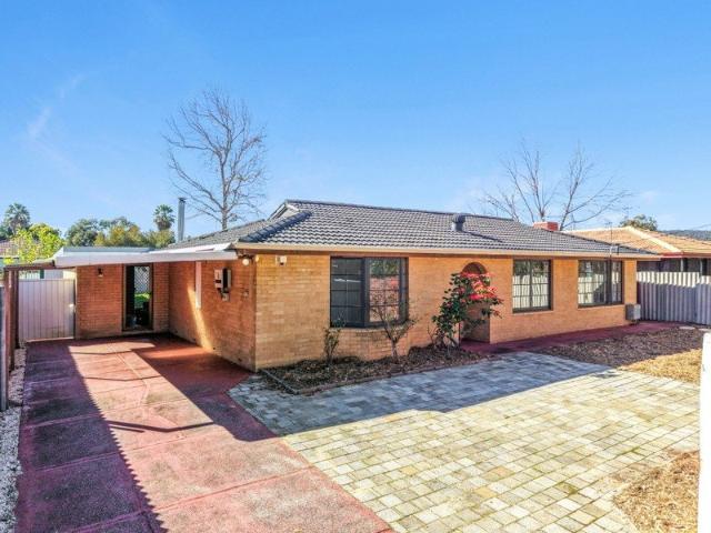 Charming & Spacious 4 Bedroom Family Home | Prime Armadale Location