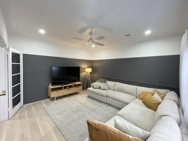 Charming, Spacious 2bed Home !
